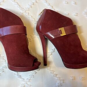 Michael Kors Guiliana Peep Toe Suede Ankle Booties in Burgundy SIZE 7.5